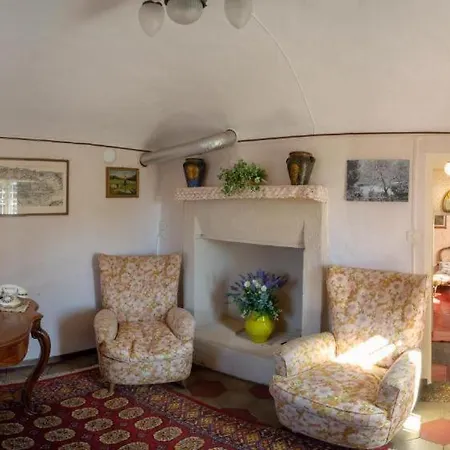 La Nel Bosco Villa *